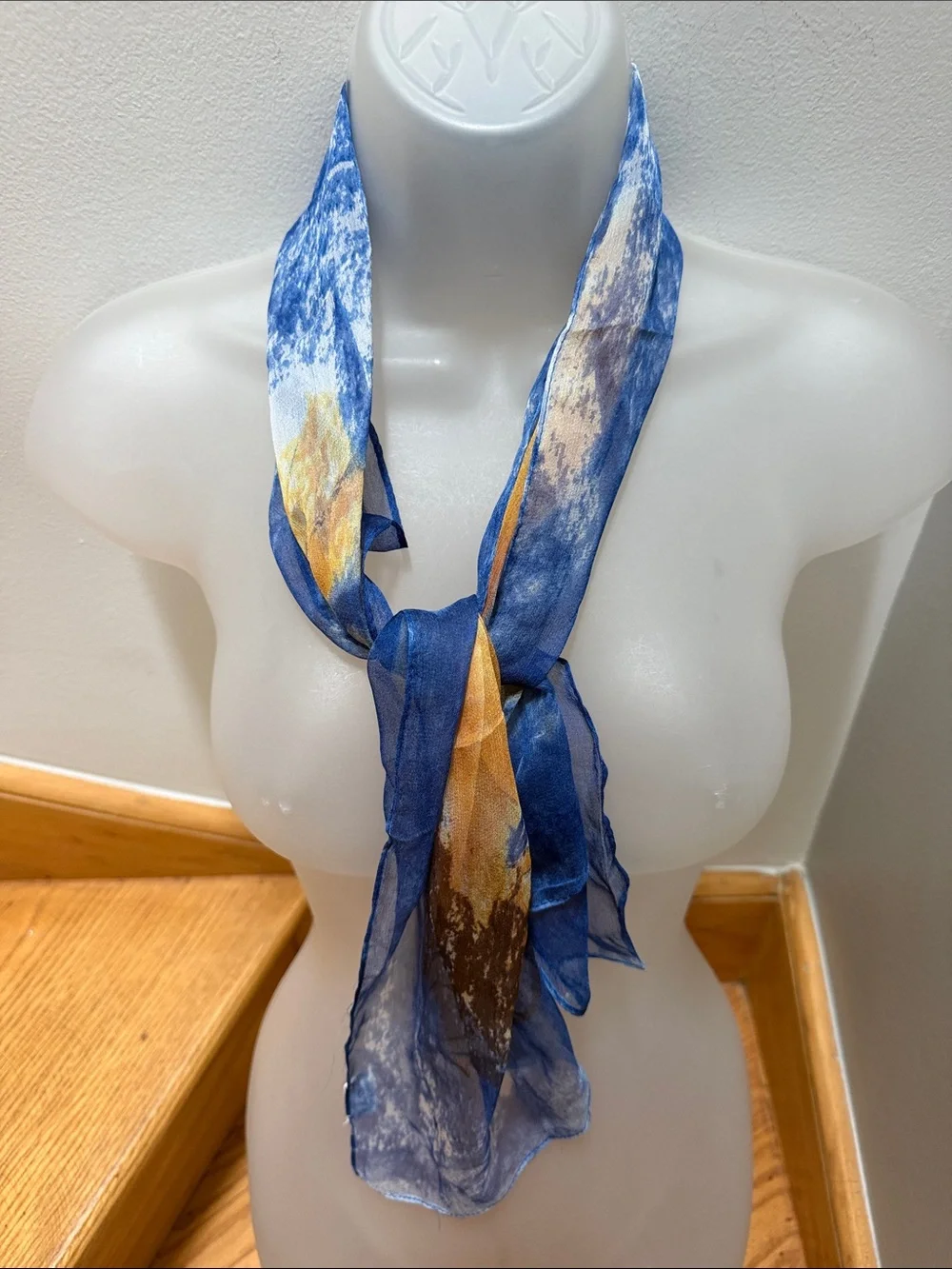 La Boutique des Musées du Monde 100% Silk Art Print Scarf - Blue & yellow